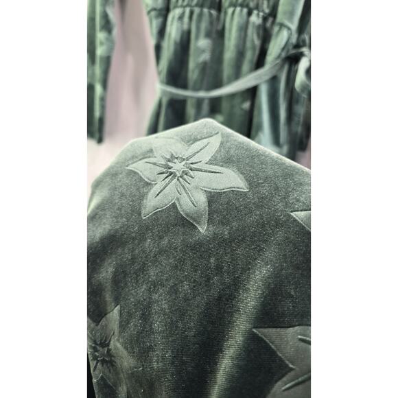 & Other Stories Dress Womens 6 Small Green Velvet Floral Midi Maxi Wrap Long - Picture 15 of 16